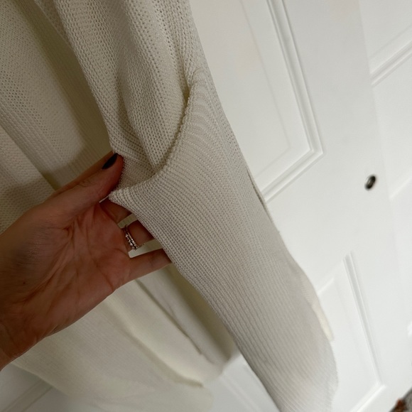 Aritzia Wildfred sweater vest. Cream color, size small. - Picture 3 of 6